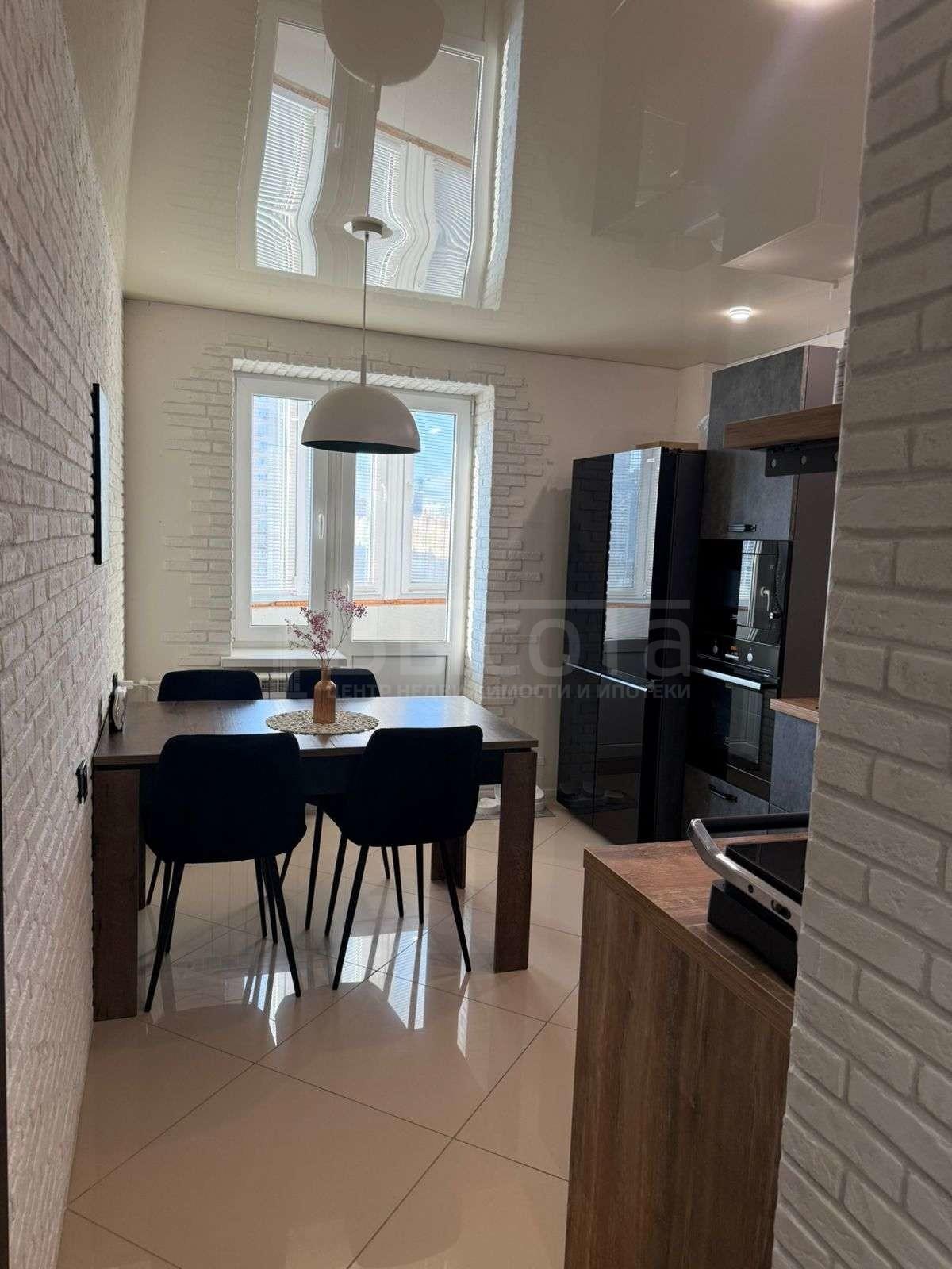 Фото 2 комнатная квартира 75 м2 этаж 10/17: 1