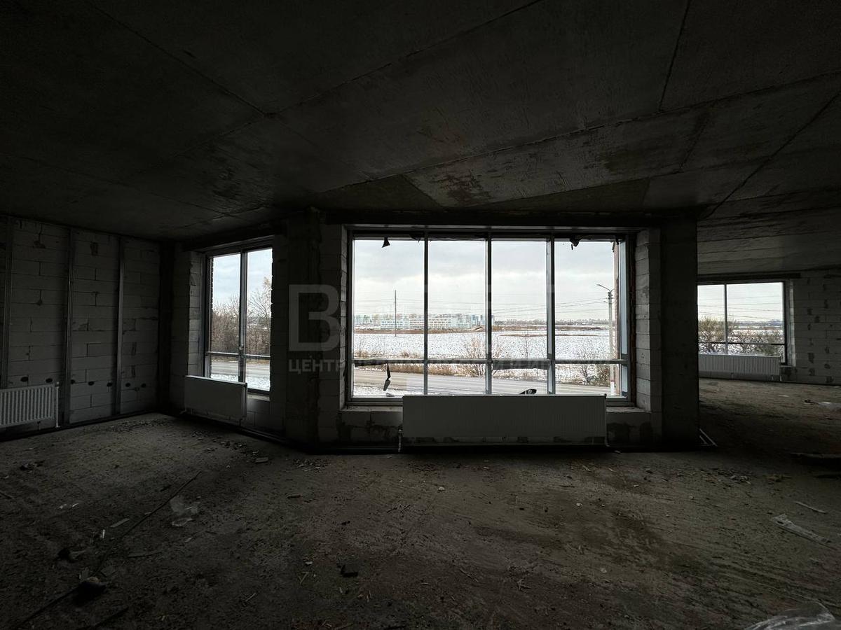Фото Торговые помещения 500 м2, этаж null, этажность 2: 7
