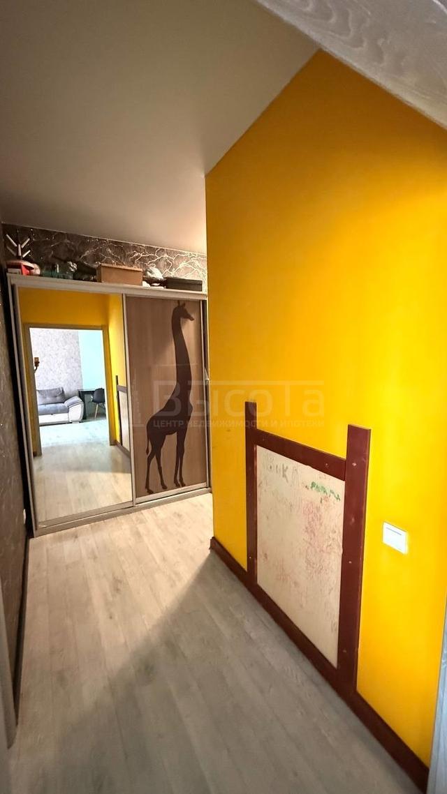 Фото 1 комнатная квартира 50 м2 этаж 2/3: 10