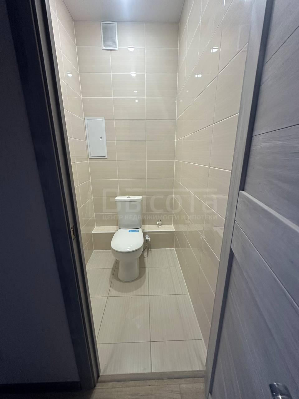 Фото 2 комнатная квартира 60 м2 этаж 6/17: 6
