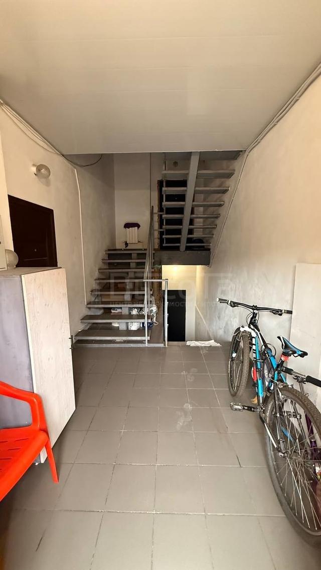 Фото 1 комнатная квартира 50 м2 этаж 2/3: 12