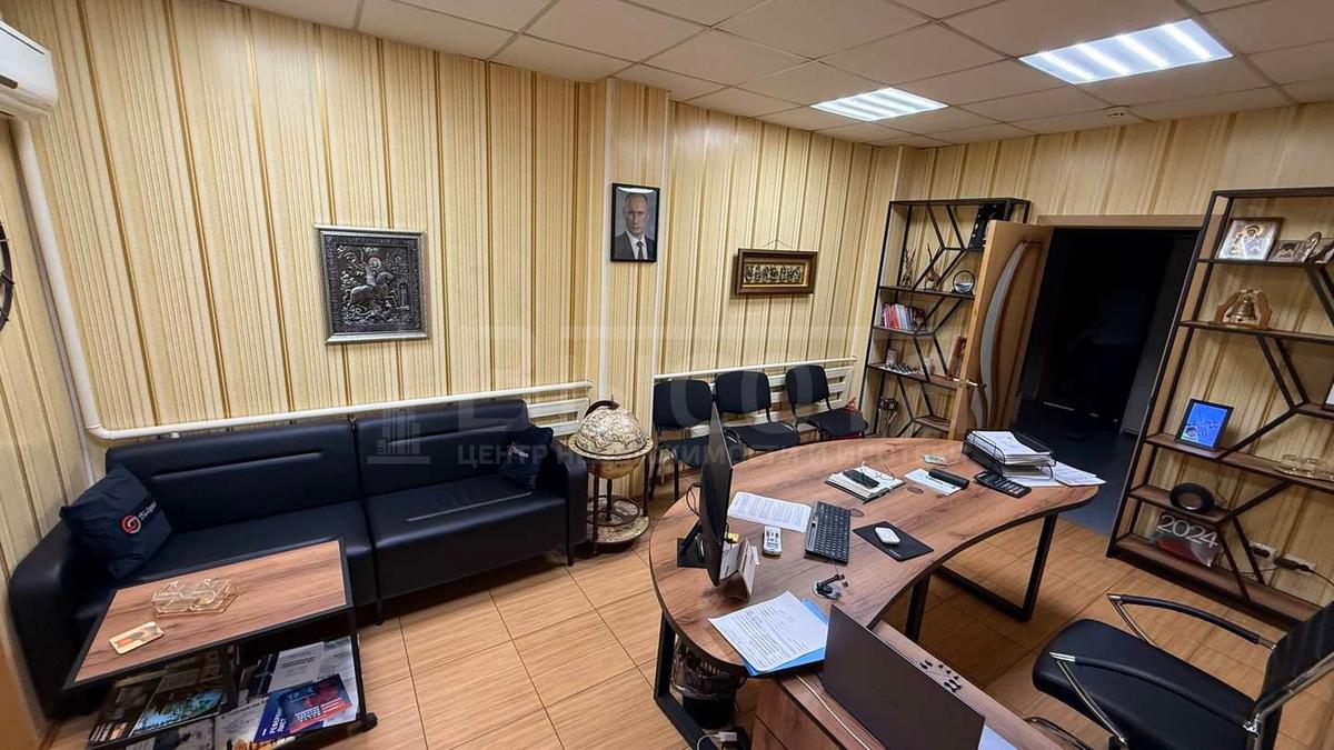 Фото Помещения свободного назначения 198 м2, этаж null, этажность 3: 5