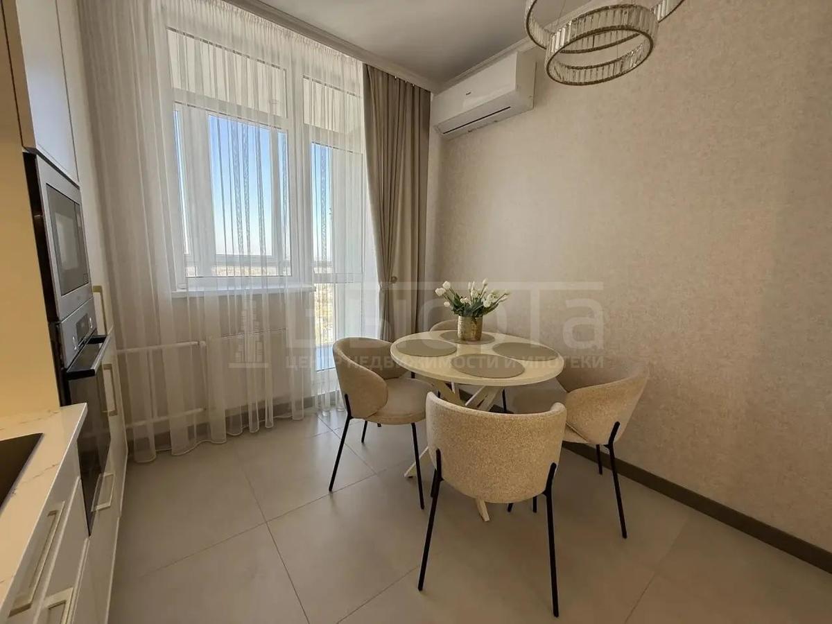 Фото 3 комнатная квартира 78.8 м2 этаж 24/25: 14