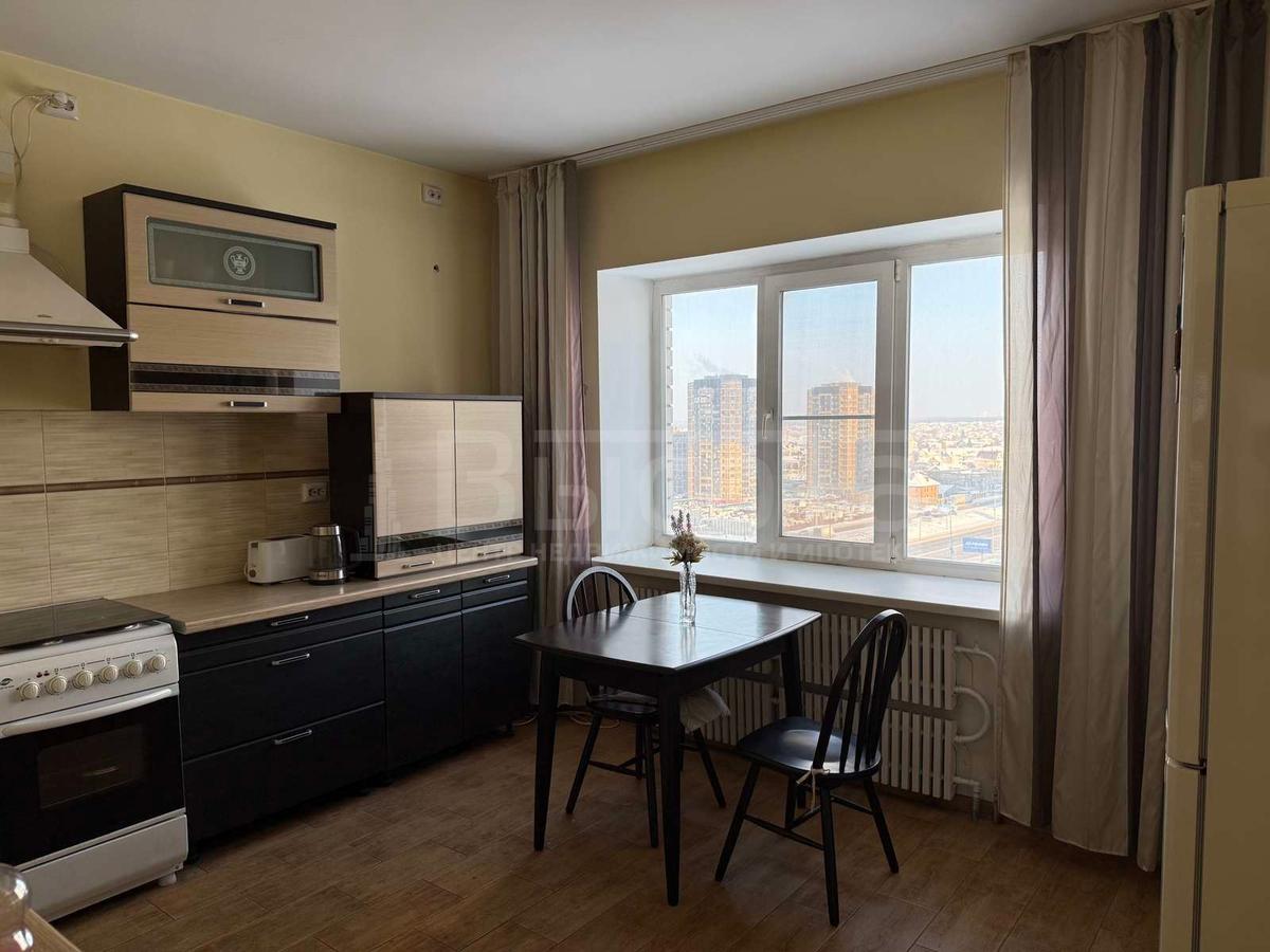 Фото 2 комнатная квартира 90 м2 этаж 11/17: 3