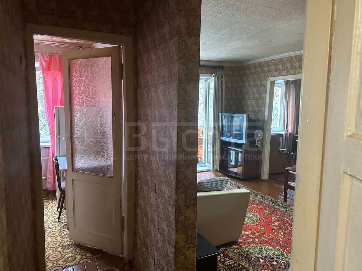 Фото 3 комнатная квартира 46 м2 этаж 5/5: 2