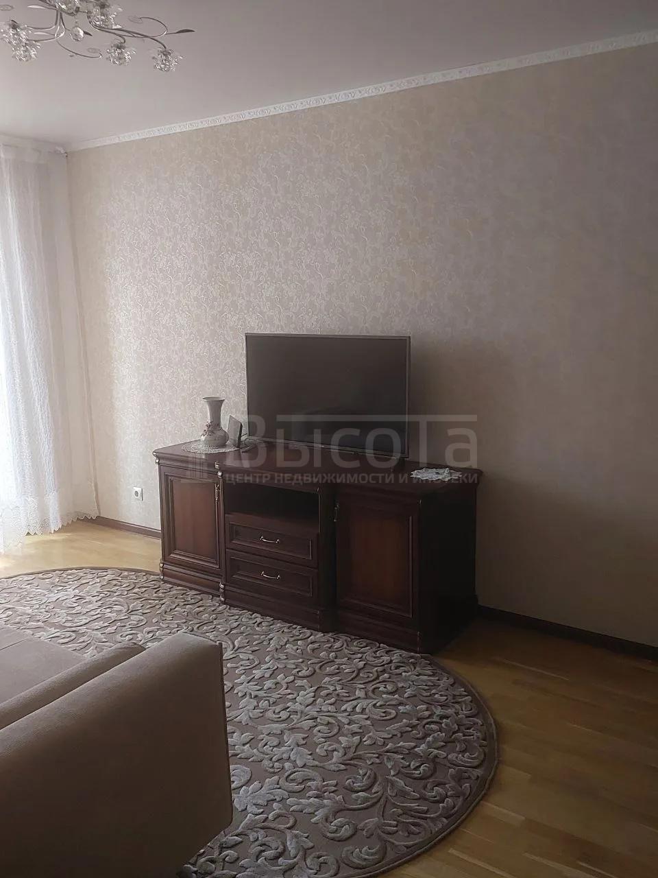 Фото 3 комнатная квартира 95 м2 этаж 4/8: 3