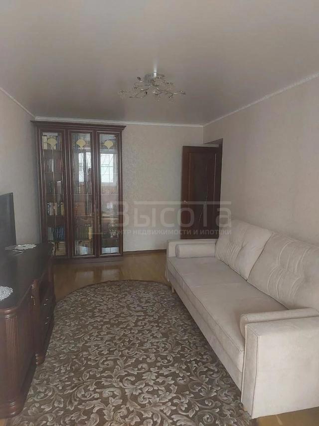 Фото 3 комнатная квартира 95 м2 этаж 4/8: 2