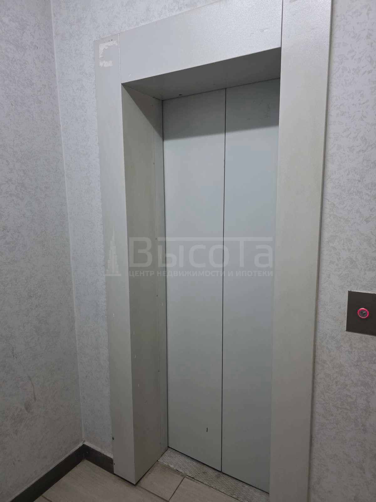 Фото 1 комнатная квартира 39.7 м2 этаж 15/18: 24