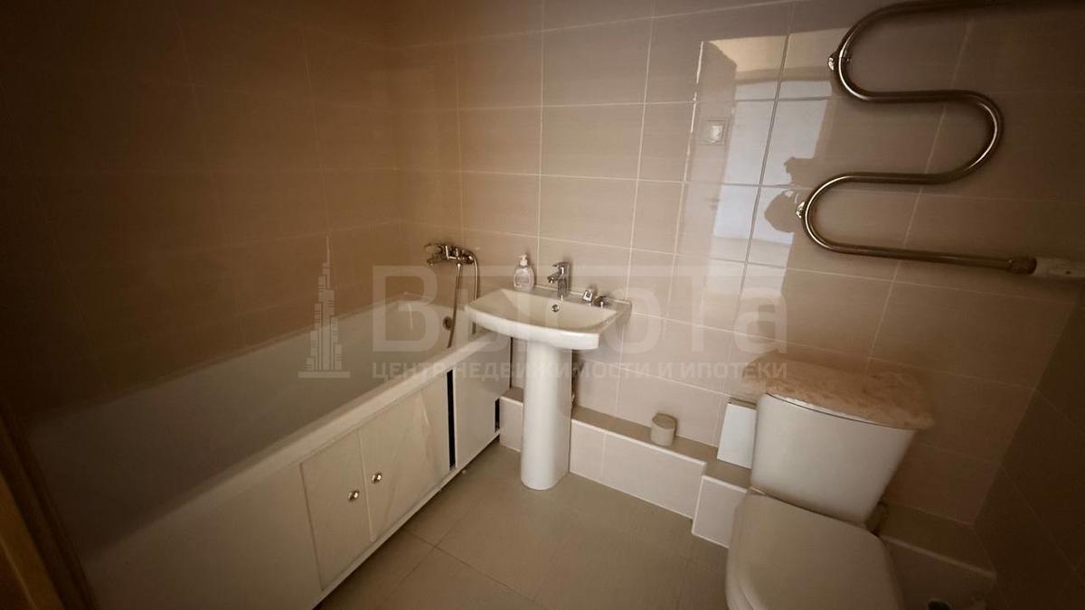 Фото 1 комнатная квартира 40 м2 этаж 4/17: 24