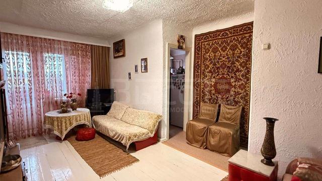 Фото 2 комнатная квартира 42.2 м2 этаж 5/5: 2