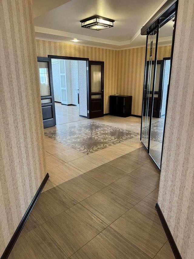 Фото 3 комнатная квартира 107.7 м2 этаж 15/16: 2