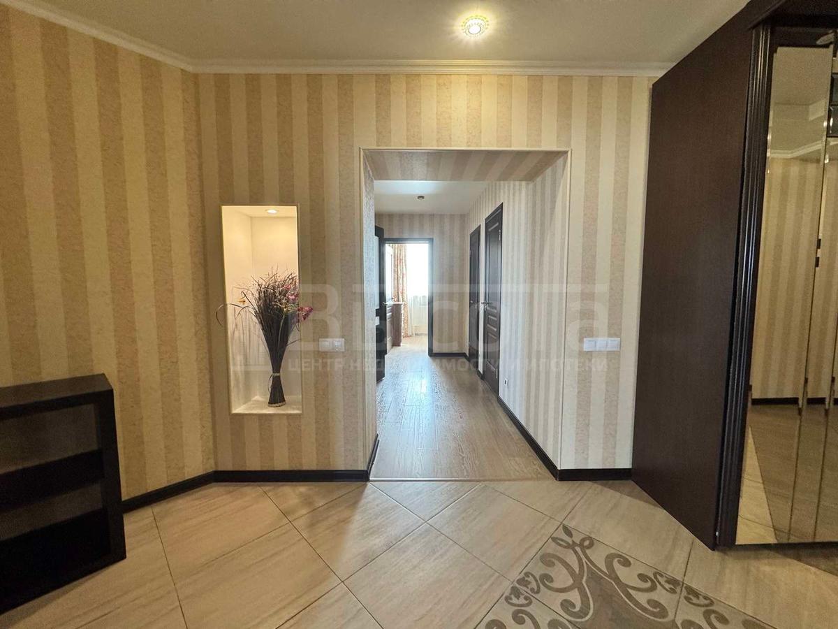 Фото 3 комнатная квартира 107.7 м2 этаж 15/16: 3