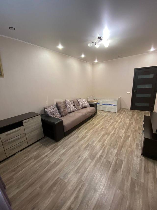 Фото 1 комнатная квартира 40 м2 этаж 11/17: 3