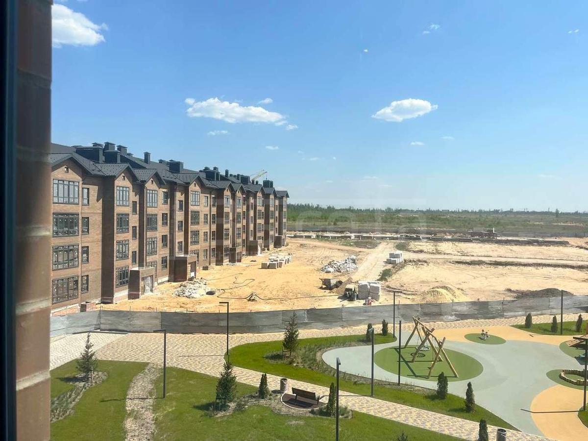 Фото 3 комнатная квартира 99.65 м2 этаж 1/4 в новостройке: 2