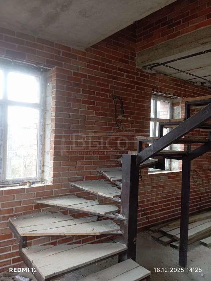 Фото 3-этажный дом 270 м2: 22