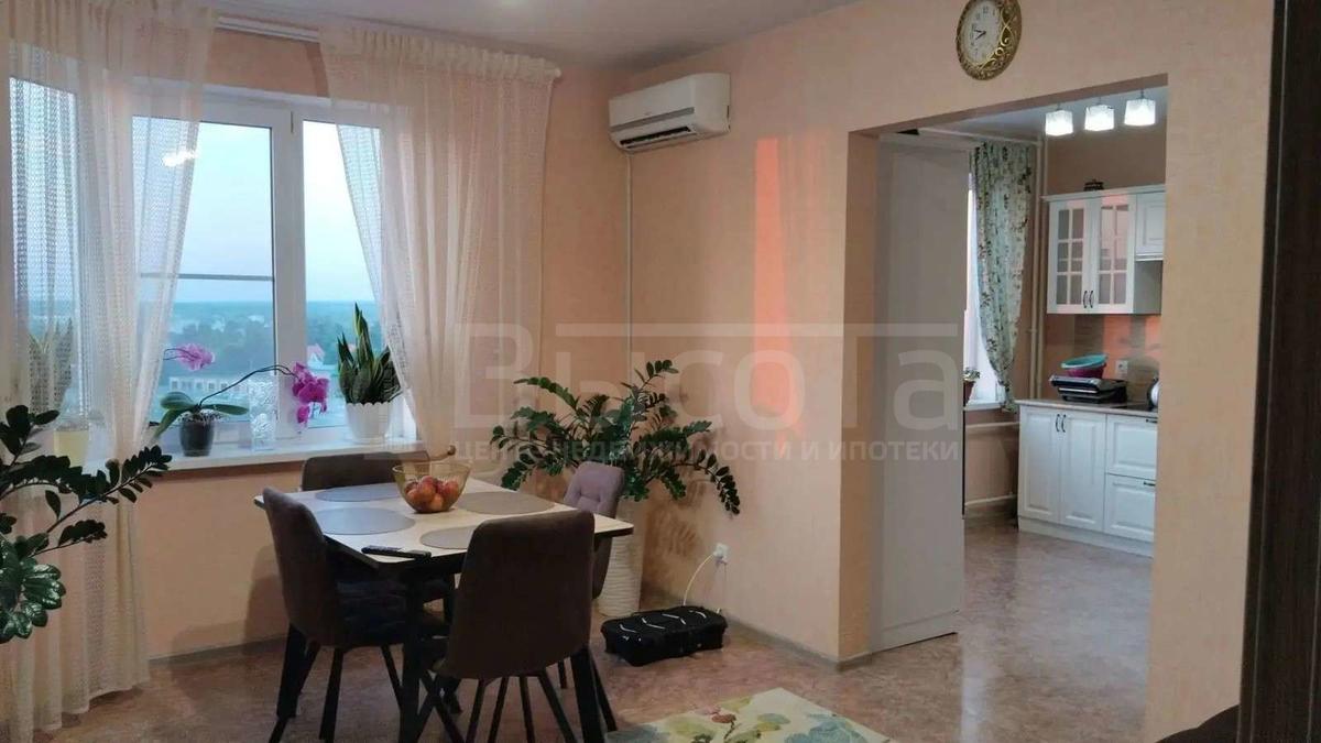 Фото 4 комнатная квартира 90.4 м2 этаж 11/17: 1