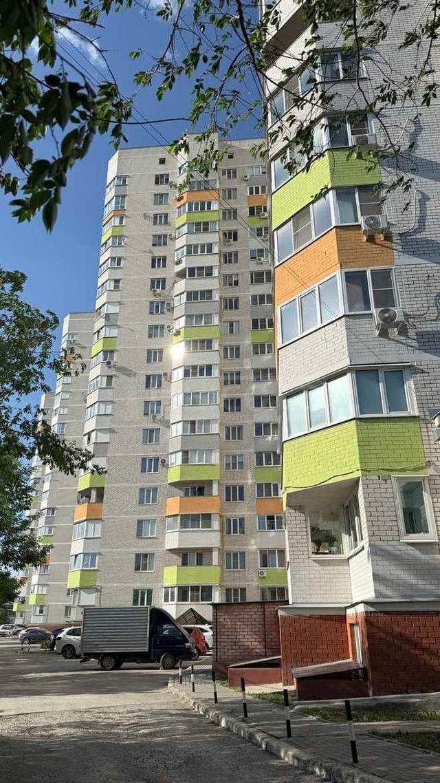 Фото 2 комнатная квартира 61.5 м2 этаж 12/17: 1