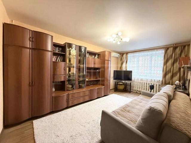 Фото 3 комнатная квартира 60 м2 этаж 2/9: 1