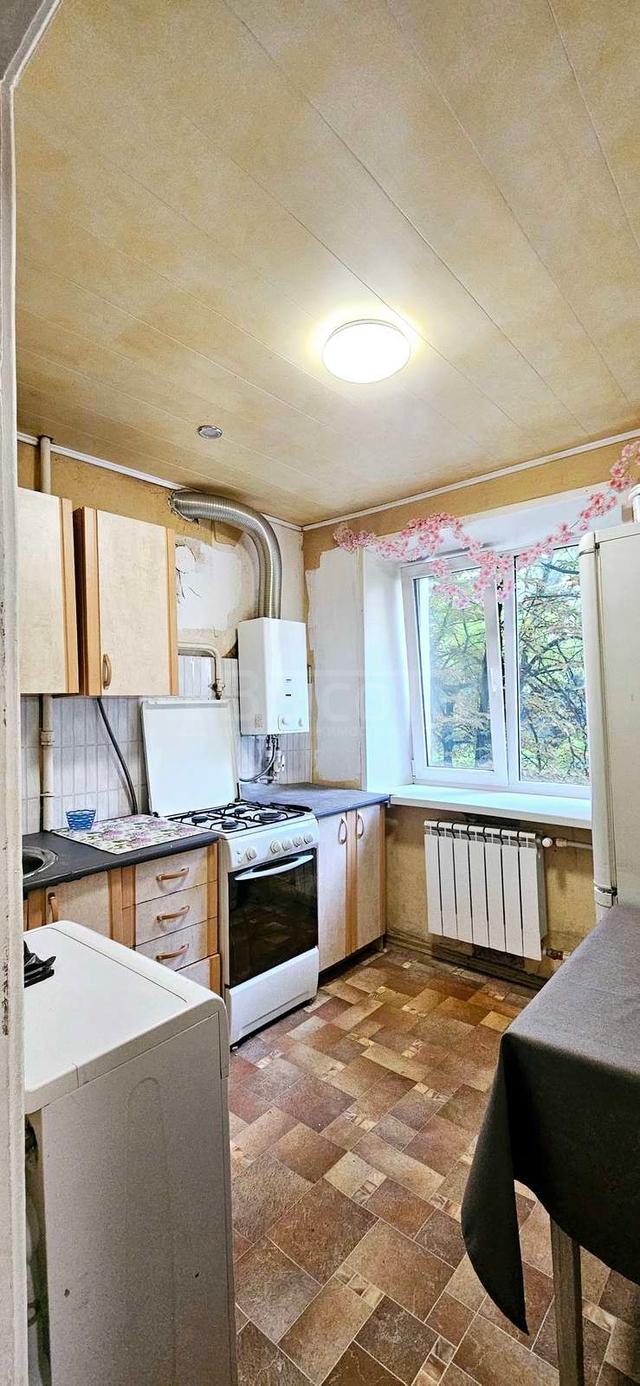 Фото 2 комнатная квартира 42 м2 этаж 3/5: 5