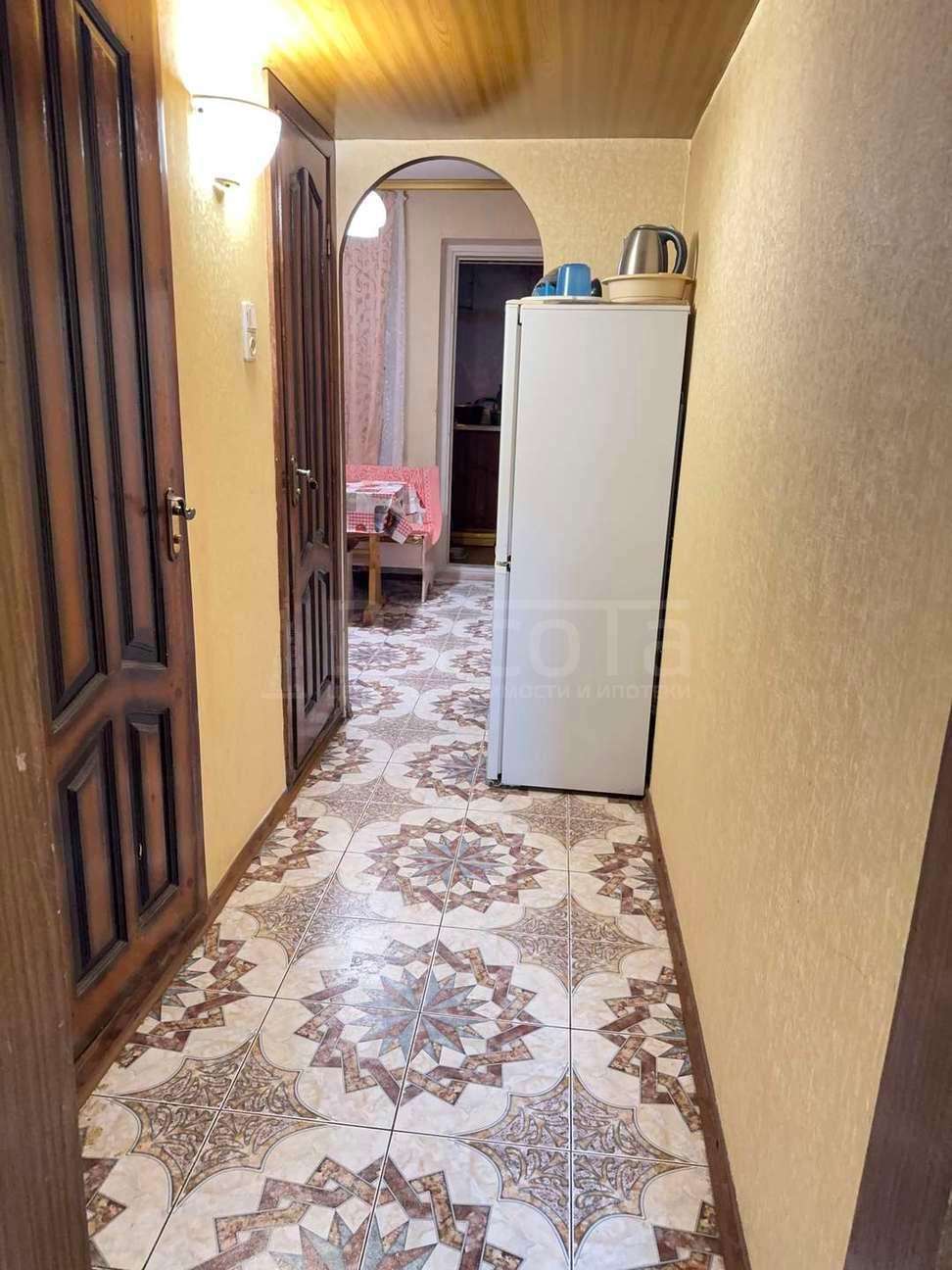 Фото 3 комнатная квартира 71 м2 этаж 1/9: 1