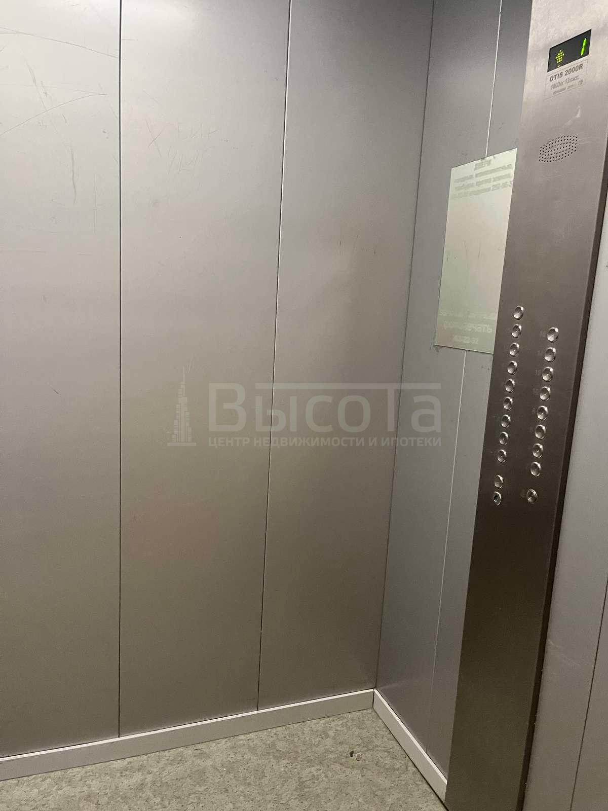 Фото 2 комнатная квартира 59 м2 этаж 16/17: 8