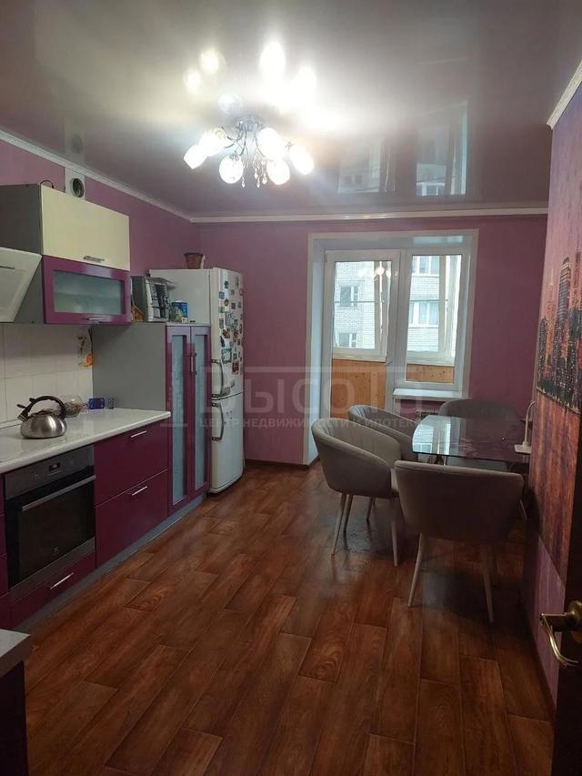 Фото 3 комнатная квартира 95 м2 этаж 4/8: 9