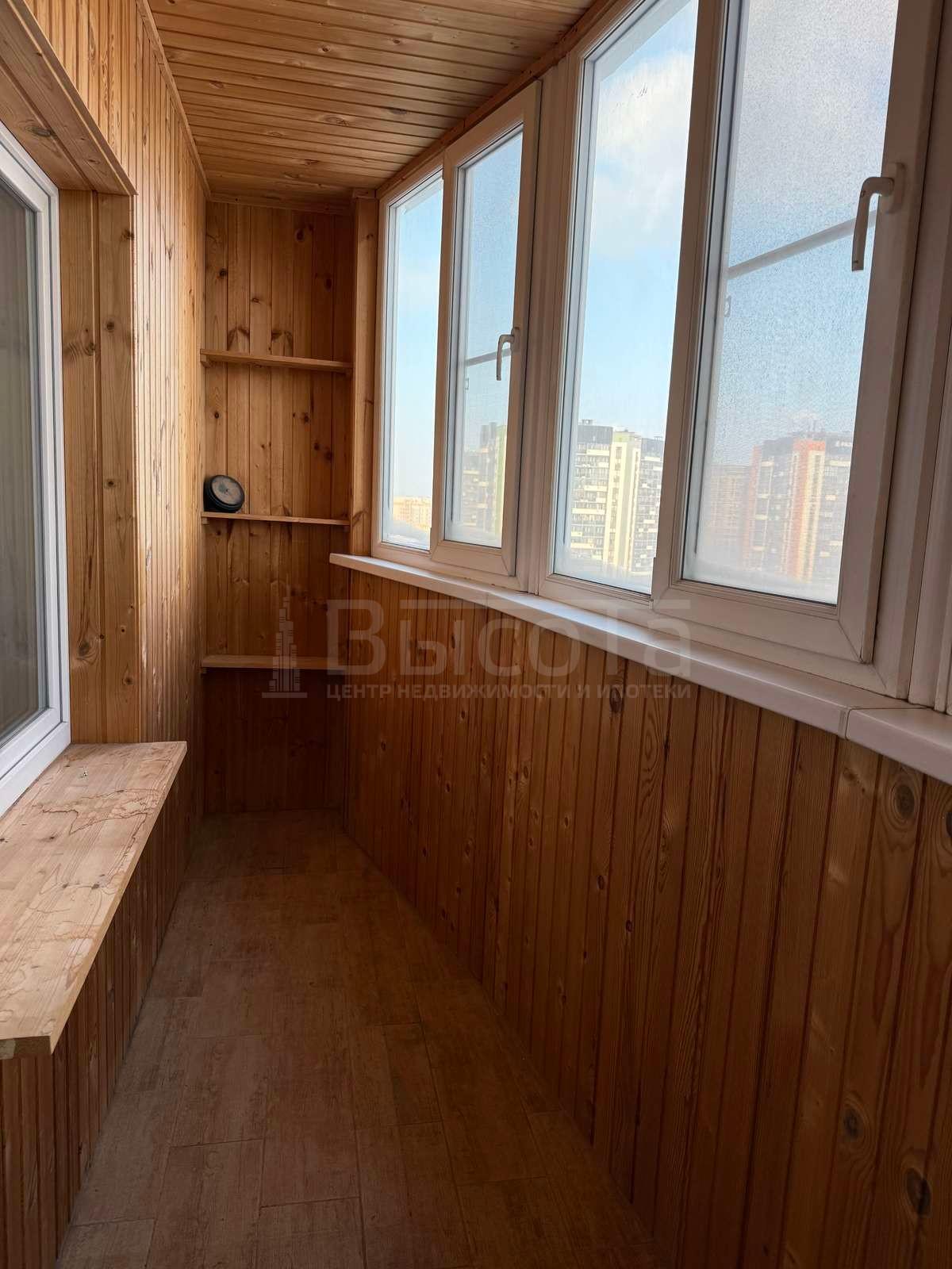 Фото 2 комнатная квартира 90 м2 этаж 11/17: 12