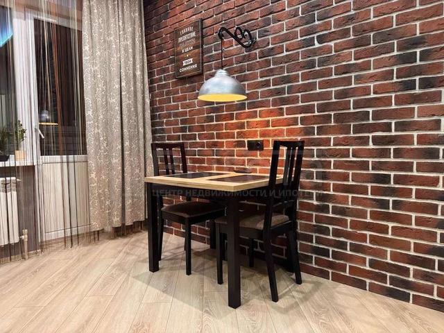 Фото 1 комнатная квартира 43.5 м2 этаж 3/3: 2