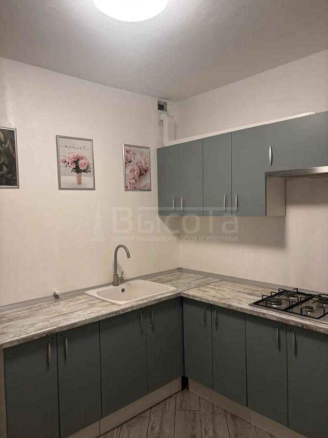 Фото 1 комнатная квартира 38 м2 этаж 4/5: 1