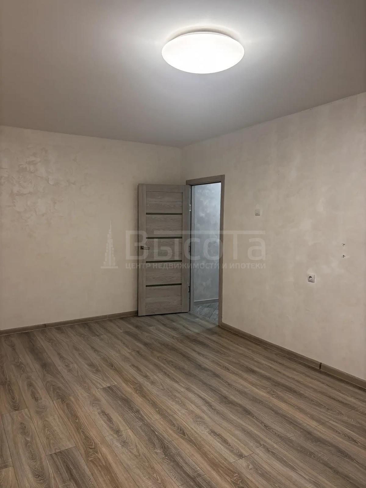 Фото 1 комнатная квартира 38 м2 этаж 4/5: 11